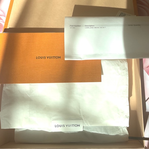 Louis Vuitton Vivienne Notebook MM Full Set - Picture 10 of 12